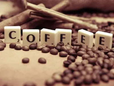 Caffè e giochi da tavolo: idee per una serata tra amici a casa
